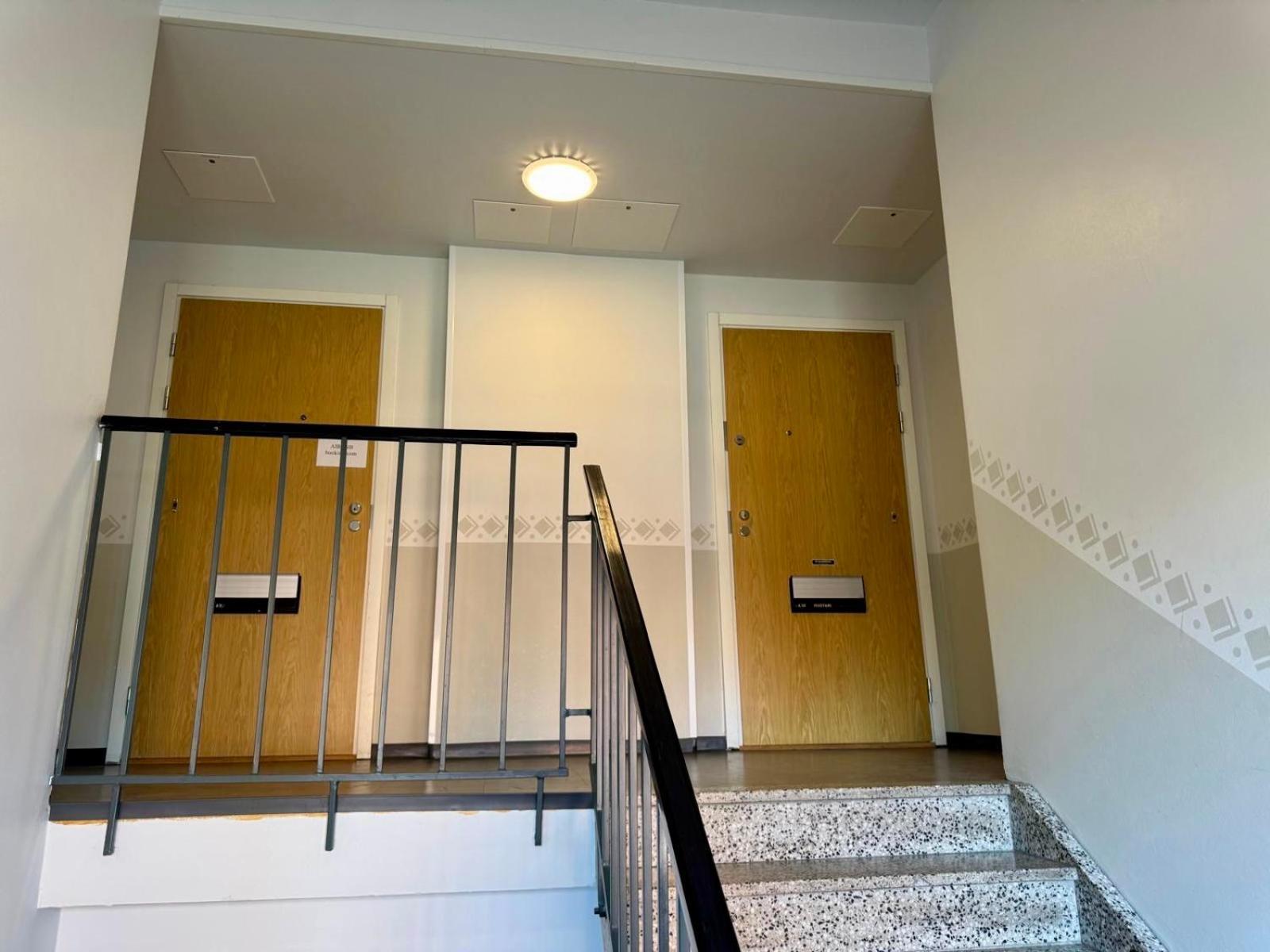 Kiva Majoitus 1-4Hloe, 500M Keskustaan, Parkkipaikka Apartamento Oulu Exterior foto
